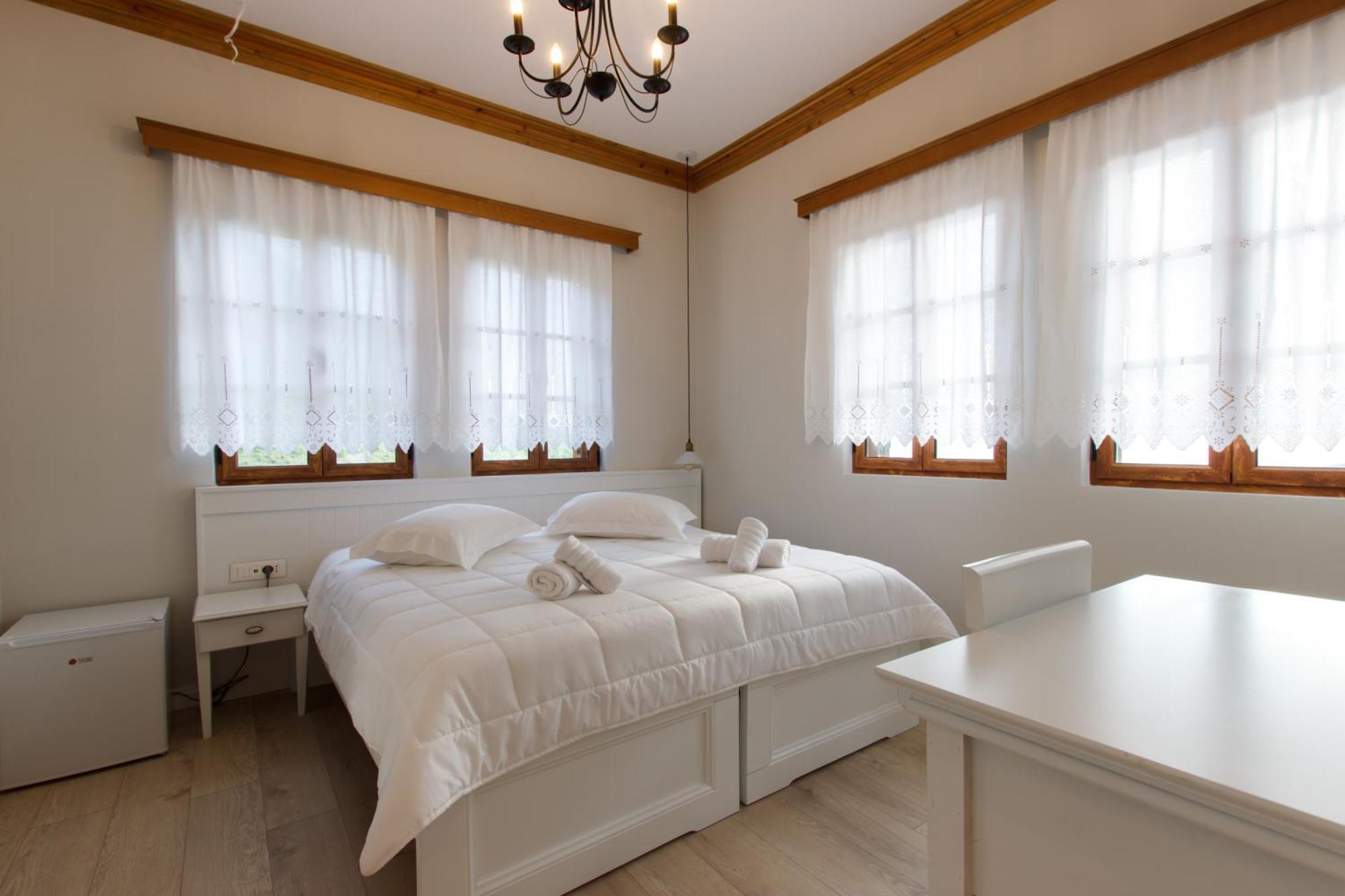 Hotel Bujtina Sophie 4*